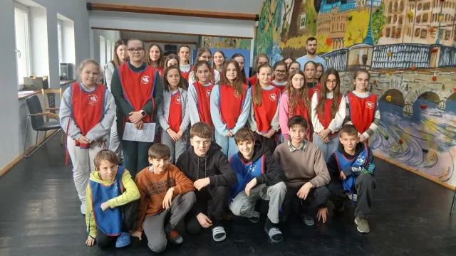 Jugendchor (Foto: Talentum-Schule) Jugendchor (Foto: Talentum-Schule)