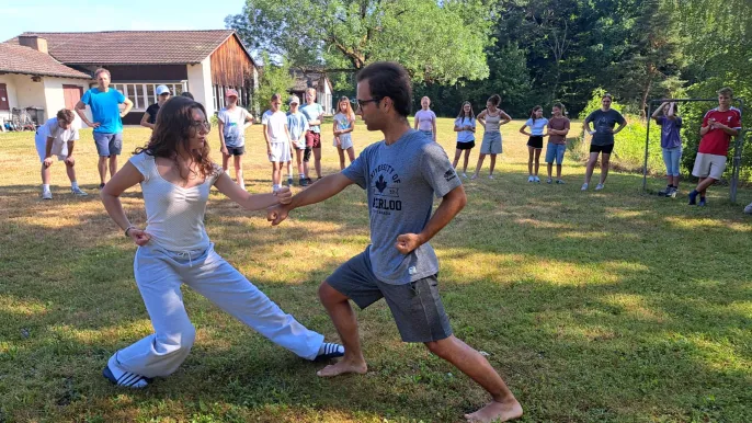 JuKi-WE_Eine Karate-Übung - auch das gehörte zum Programm am JuKi-Wochenende JuKi-WE_Eine Karate-Übung - auch das gehörte zum Programm am JuKi-Wochenende